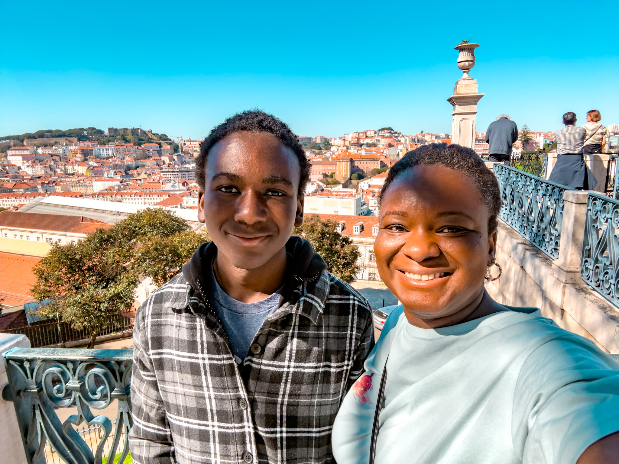 Miradouro de São Pedro de Alcântara.jpg