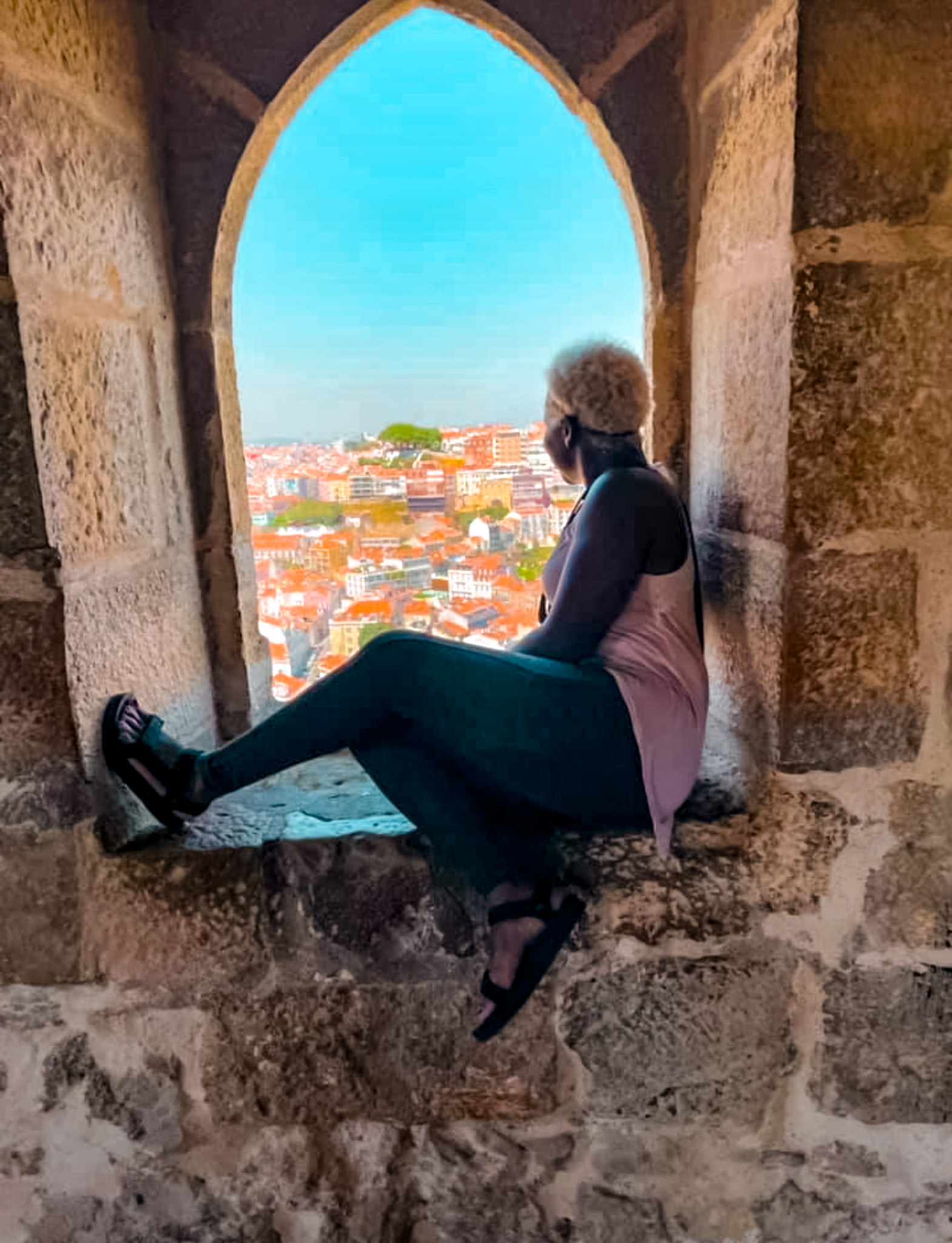 Castelo de São Jorge lookout.jpg