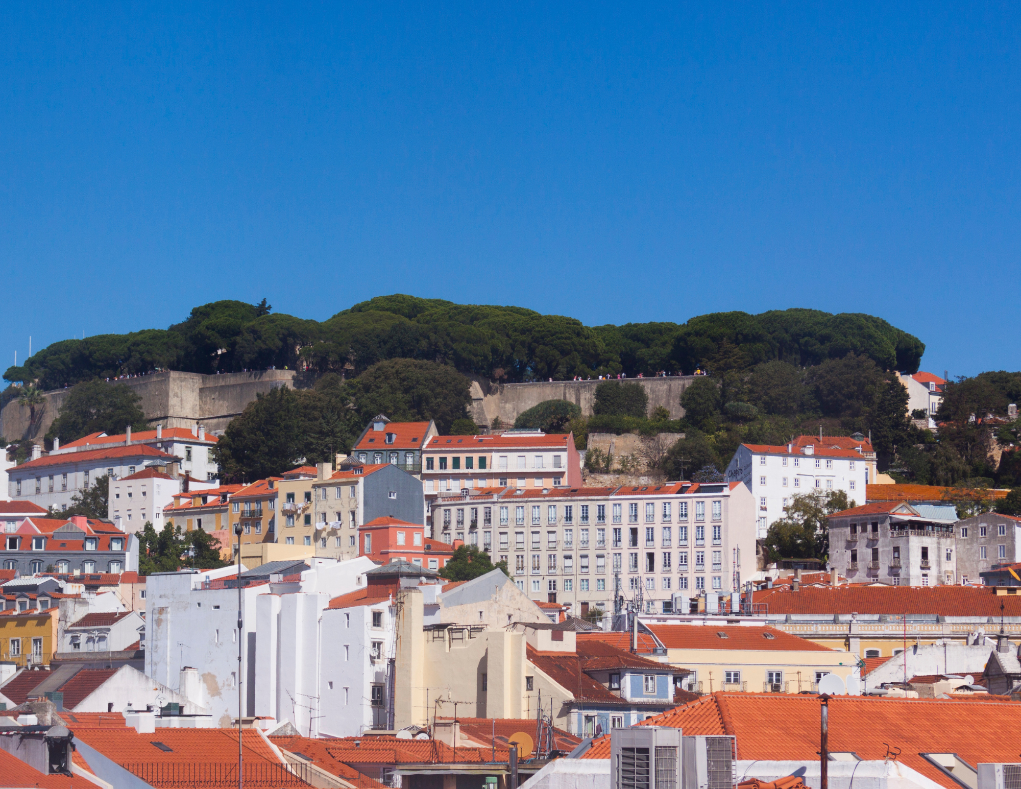 Wandering Alfama’s Streets (1).png